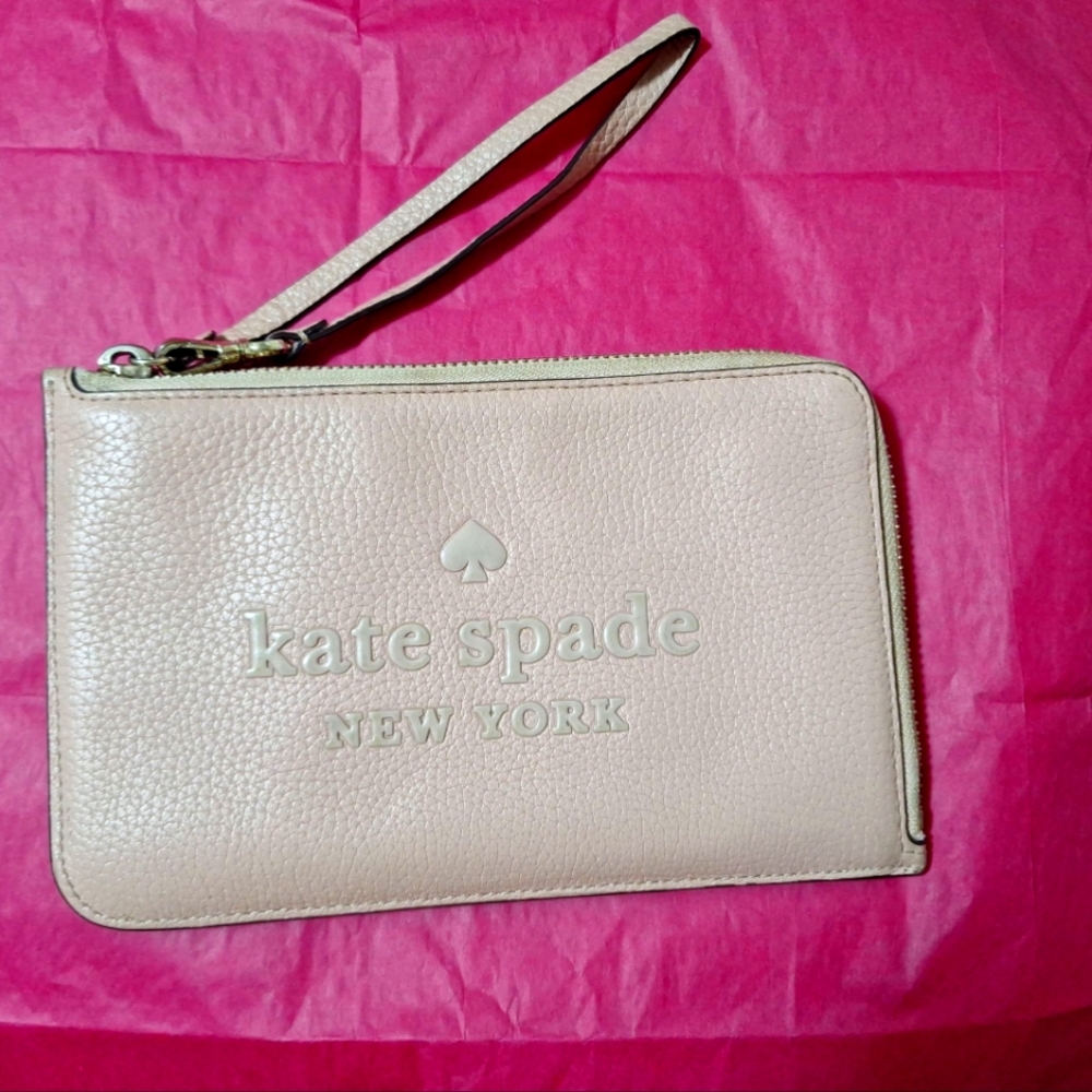 Kate Spade Cream Pebbled Leather Wristlet